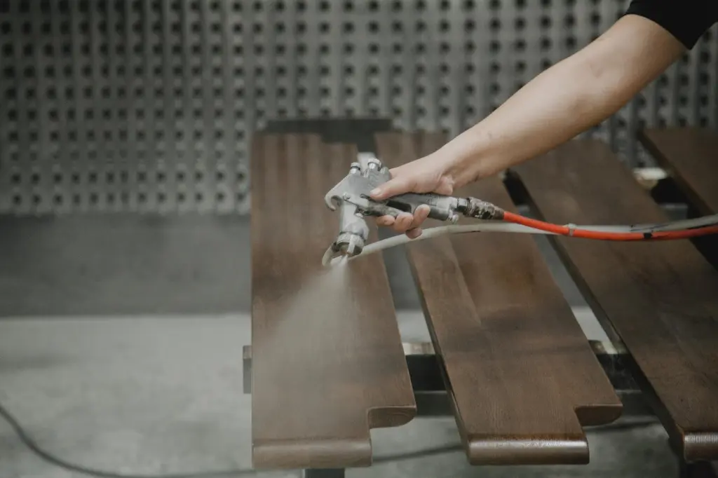 ข้อจำกัดของสีพ่นอุตสาหกรรม และสีพ่นสูตรน้ำ